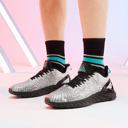 PEAK 匹克 E03043H 男款运动跑步鞋