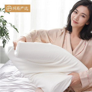网易严选 泰国进口 天然乳胶枕 93%天然乳胶 109元包邮