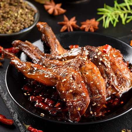 酷壹点 自贡冷吃兔 兔头/兔腿 2只