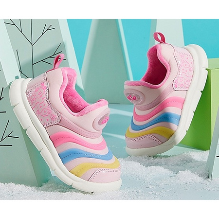 BoBDoG 巴布豆 女童毛毛虫休闲鞋