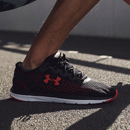 UNDER ARMOUR 安德玛 Charged Impulse 3021950 男子运动跑步鞋