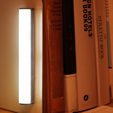 Xlys 欣兰雅舍 家用人体感应小夜灯 106mm 黄光