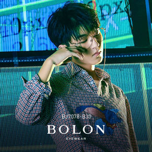 以凯之名 暴龙 王俊凯19岁生日会特别定制款 光学眼镜 751元狂暑价