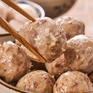 丸子家族 正宗潮汕手打牛肉丸 2斤 牛肉含量≥85%