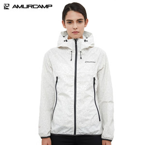 清仓 Amurcamp 230克超轻 1万防水透湿防暴雨级 女纸感冲锋衣