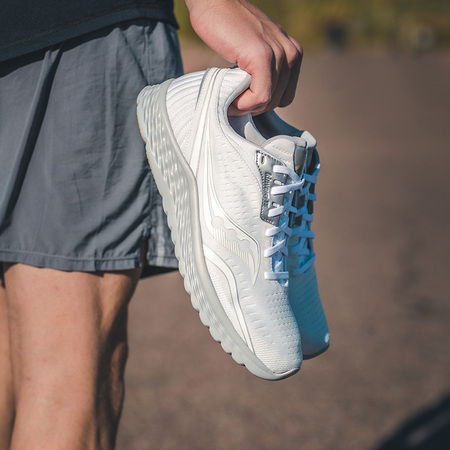 saucony 索康尼 KINVARA菁华11 S10551 男女轻量跑鞋