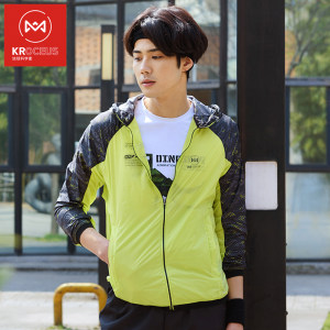 地球科学家 东丽 Gram Art克轻面料 男皮肤风衣 79元包邮