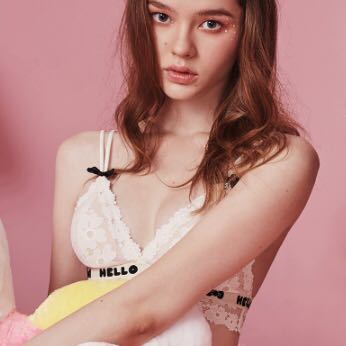 Miss Curiosity 好奇蜜斯 Hello Kitty联名 MHAWWX013 女士蕾丝无钢圈文胸