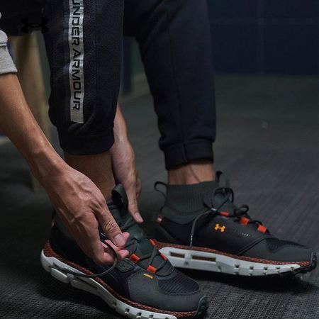 UNDER ARMOUR 安德玛 HOVR Summit Mid 3022949 男女休闲运动鞋